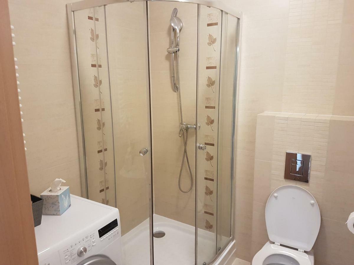 Apartament Z Ogrodkiem Pomerania Kołobrzeg Exteriör bild